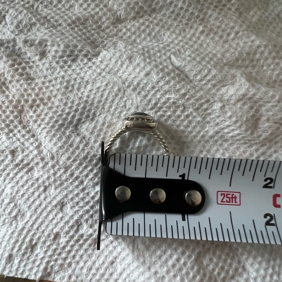 David Yurman Petite Albion Ring - Picture 5 of 5